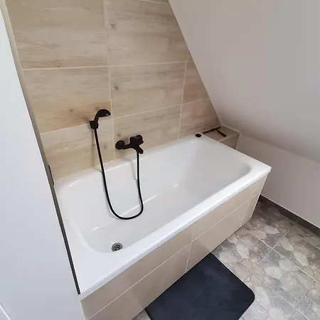 Dla Cyfrowych Nomadow Z Miejscem Pracy Appartamento Dzierżoniów