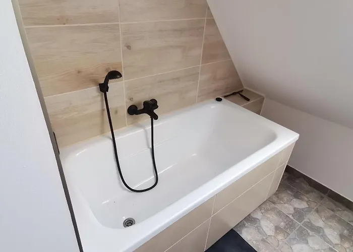 Dla Cyfrowych Nomadow Z Miejscem Pracy Appartamento Dzierżoniów